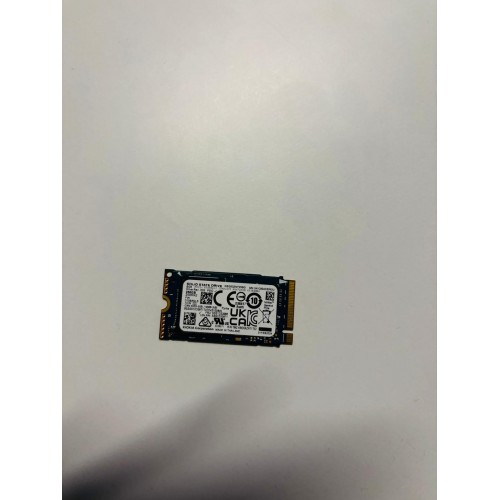 KIOXIA 256GB BG5 KGB50ZNT256G  3400-1900MB/s M2 2242 NVME GEN4 Disk Kutusuz